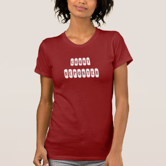 Stolt utslagsplats för brev för vit för t-shirt