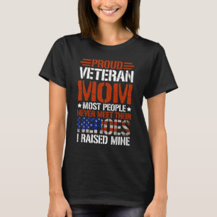 Stolt Veteranmamma Jag Uppfostrade Min Hjälte Patr T Shirt