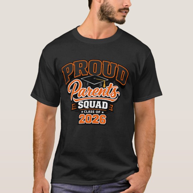 Stolta Föräldrargänget 2026 Examen Universitetslag T Shirt (Framsida)