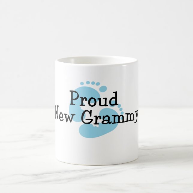 Stolta Nya Grammy Baby Pojke Fotspår Kaffemugg (Center)
