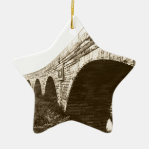 Stone Arch Bridge Julgransprydnad Keramik