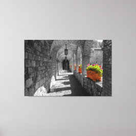Stone Archway med Flowers Canvastryck