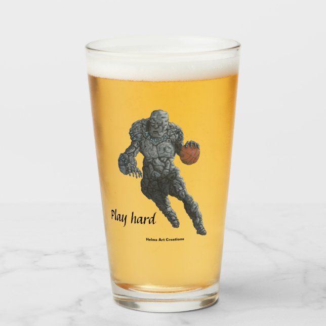 Stone Golem spelar basketball Fantasy Glass Kopp (Framsida fylld)