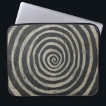 Stone - Spiral Laptop Fodral<br><div class="desc">Stone VIII av Chariklia Zarris. Mönster med en spiral,  cirkelliknande design.</div>