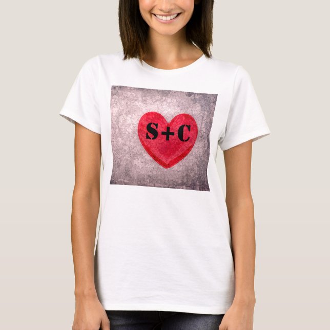 Stonewasinerat hjärtmonogram t shirt (Framsida)