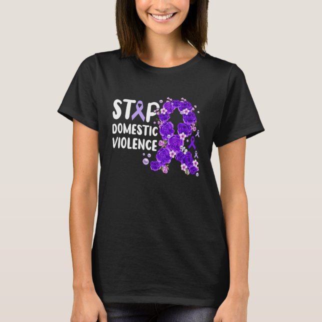 Stop Domestic Violence purple roses in ribbon look T Shirt (Framsida)