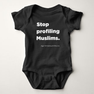 Stoppa att profilera Muslims, babyen som är i ett T Shirt
