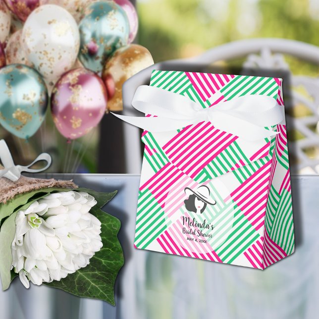Stor Derby Hatt Dam Hot Pink Gröna Ränder Tält Presentaskar (Big Derby hat lady on hot pink and green diagonal stripes ribboned tent style shower favor boxes)