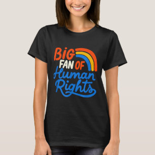 Stor fan av mänskliga rättigheter - retro regnbåge t shirt