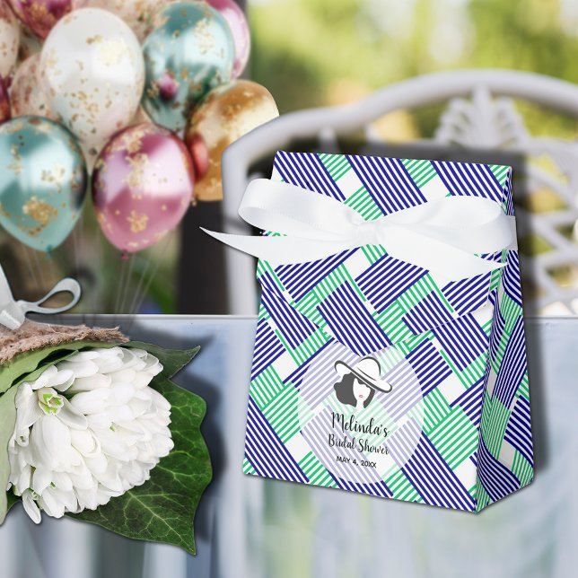 Stor hatt bröllopsfest Navy Gröna Ränder Tält Presentaskar (Big Derby hat lady on blue and green diagonal stripes ribboned tent style bridal shower favor boxes)