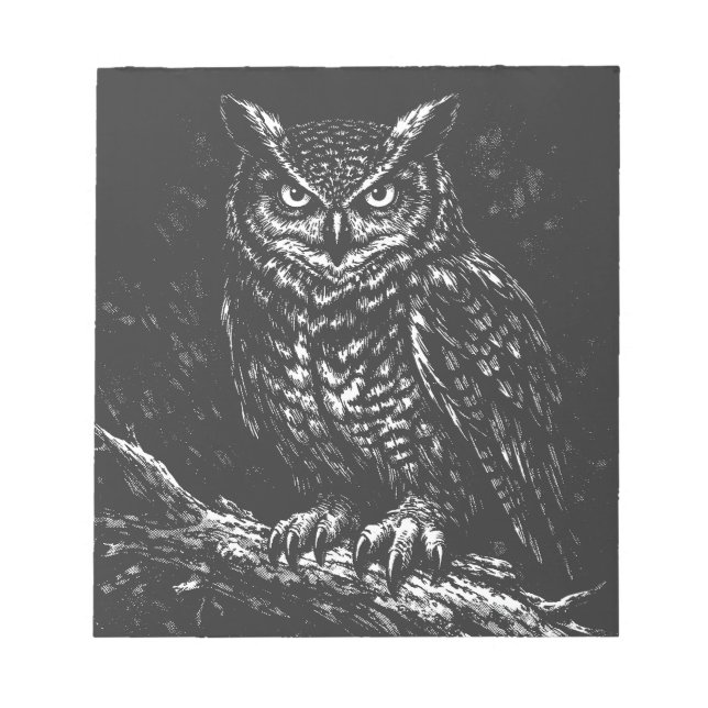 Stor hornuggla — av BurnsInHell Anteckningsblock (Framsida)