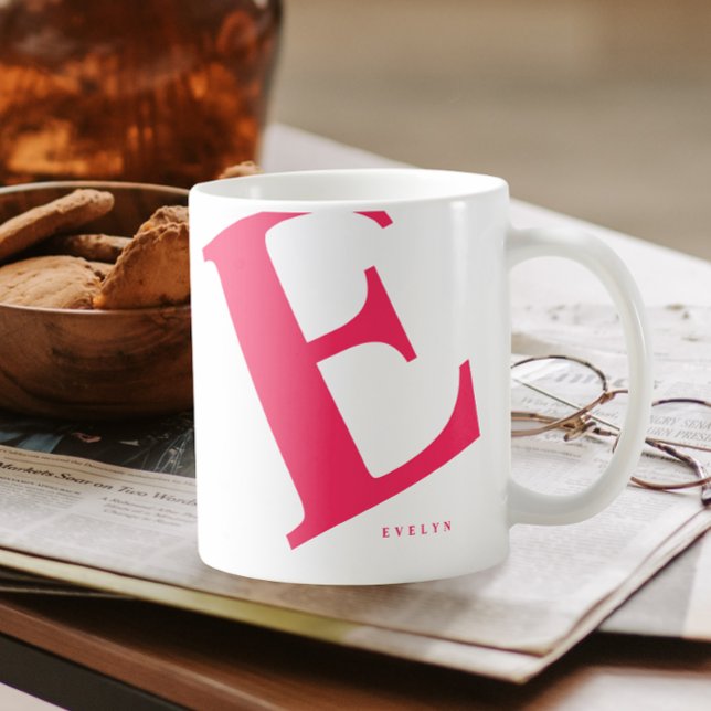 Stor inledande | Modern typografi | ROSA Kaffemugg (Skapare uppladdad)