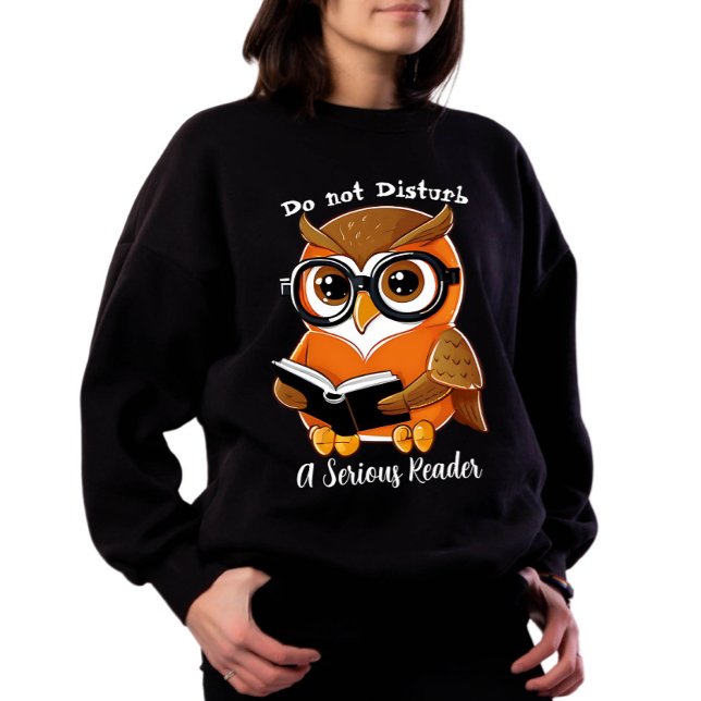 Stör inte, en seriös läsare t shirt (Skapare uppladdad)
