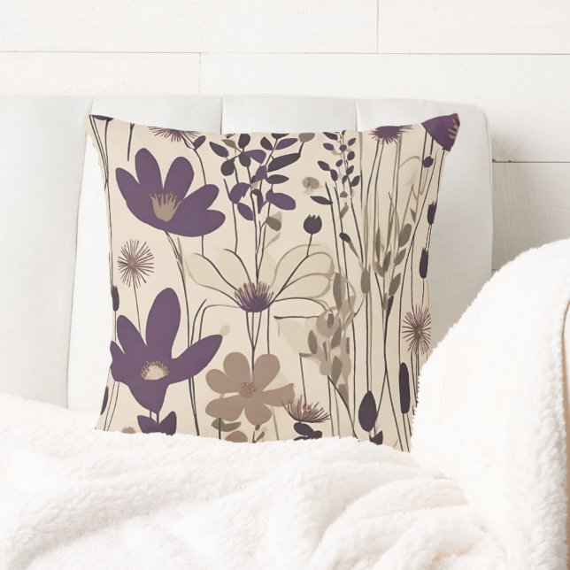 Stor Modern Lila Eggplant-blomma Kudde (Skapare uppladdad)