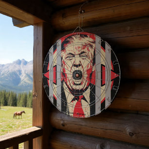 Stor mun bakom galler darttavla