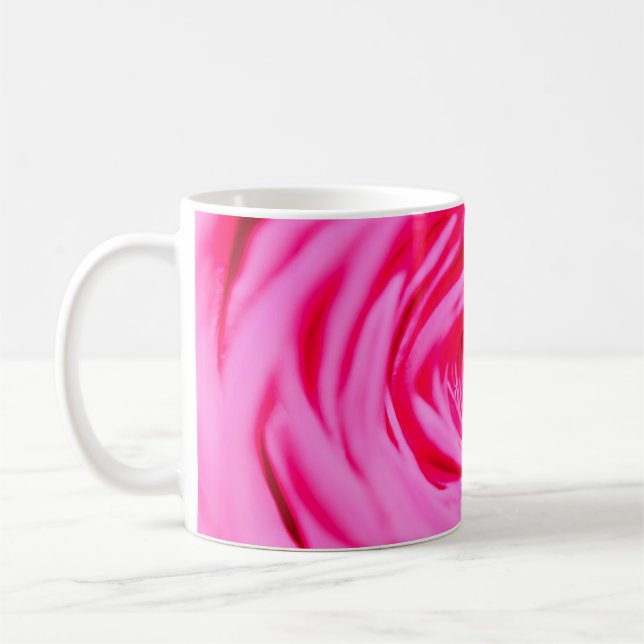 stor ro Bud-stängning, med oskärpeeffekt bakgrupp Kaffemugg (Vänster)