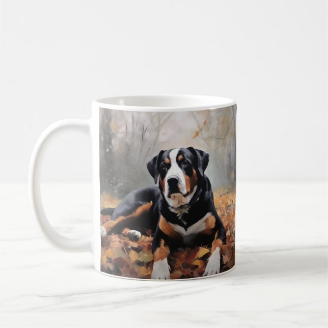 Stor svenskt berg i höst höstlöv faller kaffemugg (Vänster)