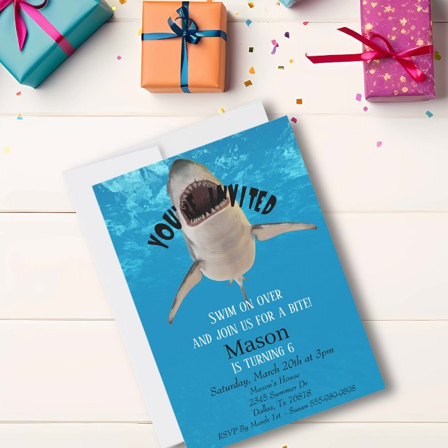 Stor Vit Haj Du Är Inviterad Barnkalas Inbjudningar (Skapare uppladdad)