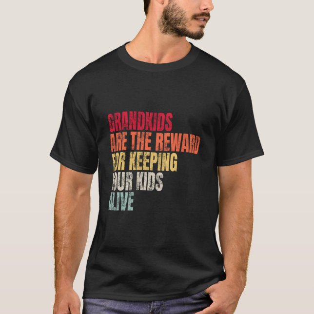 Stora Är Belöningen För Att Hålla Dig Vid Liv T Shirt (Framsida)
