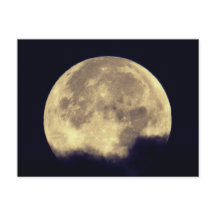 Stora Fullt-Måne i molnen