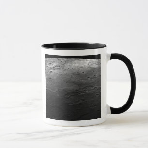 Stora krater på planetmercuryen mugg