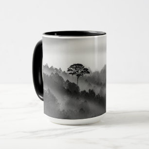 Stora Träd i Gräs-skogen på Mist Mugg