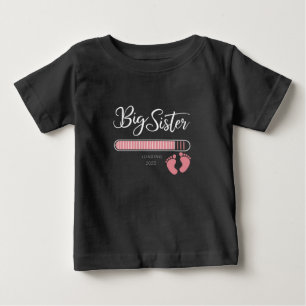 Storasyster 2025 Laddar graviditetsmeddelande  T Shirt
