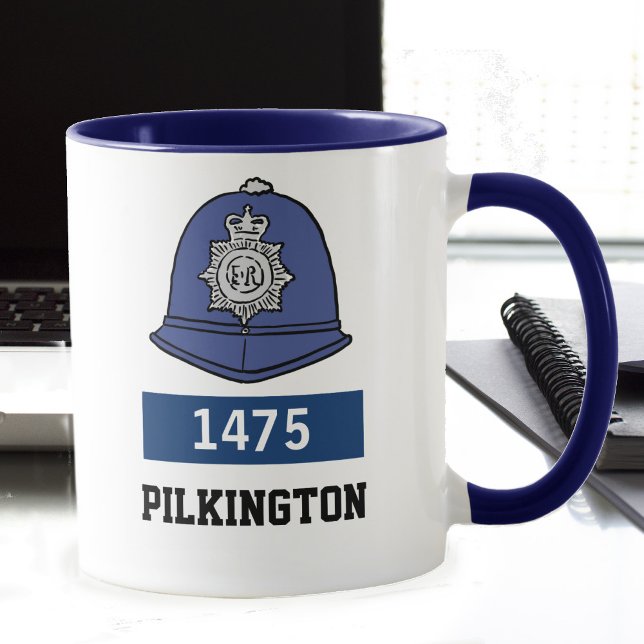 Storbritanniens poliskonstapel Helmet - lägg till  Mugg (Skapare uppladdad)