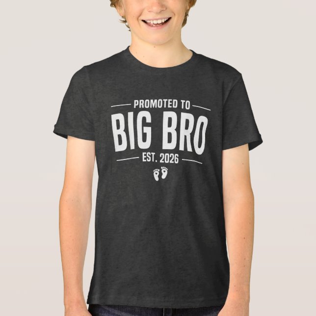 Storebror 2026 Uppgraderad Till Storebror 2026 T Shirt (Framsida)