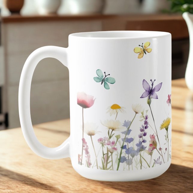 Storfärgade vilda blommor och fjärilar i mugg (Skapare uppladdad)