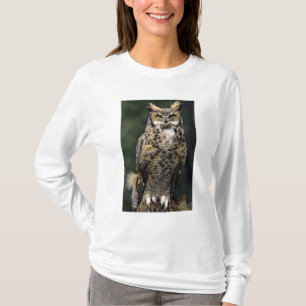 Storhörnad uggla (Bubo virginianus), hel kropp Tee Shirt
