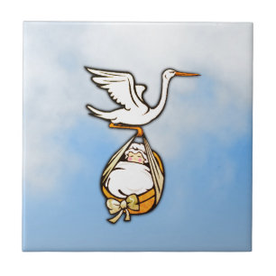 Stork bär ett Baby blue Himlar Kakelplatta