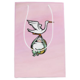 Storken bär en babyflicka