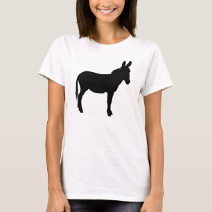 Storleka M-damer plattar till vittshirten med T-shirt