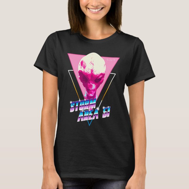 Storm Area 51 Synthwave Vaporwave Retro 80s Alien T Shirt (Framsida)