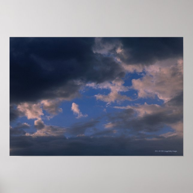 Storm moln mot blå himmel poster (Framsidan)