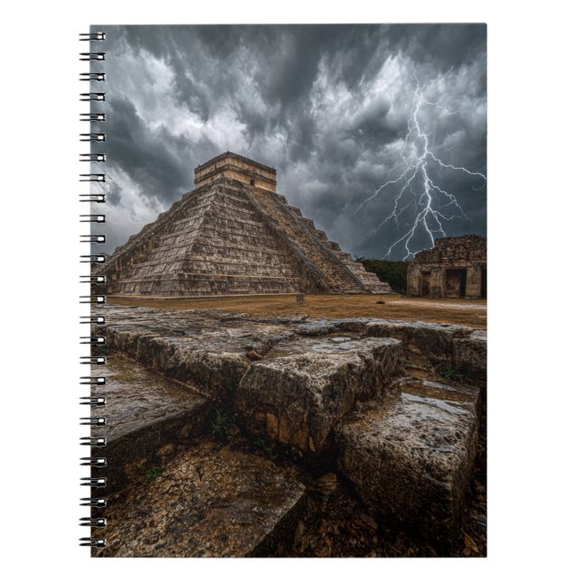 Storm over Chichen Itza Notebook Anteckningsbok (Framsidan)