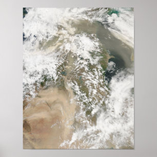 Stormbyar över mellan östern poster