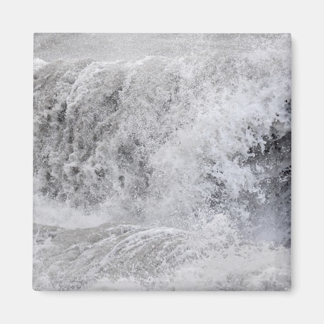 Stormig våg som bryter magnet (Framsidan)