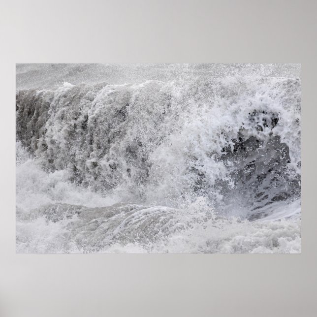 Stormig våg som bryter poster (Framsidan)