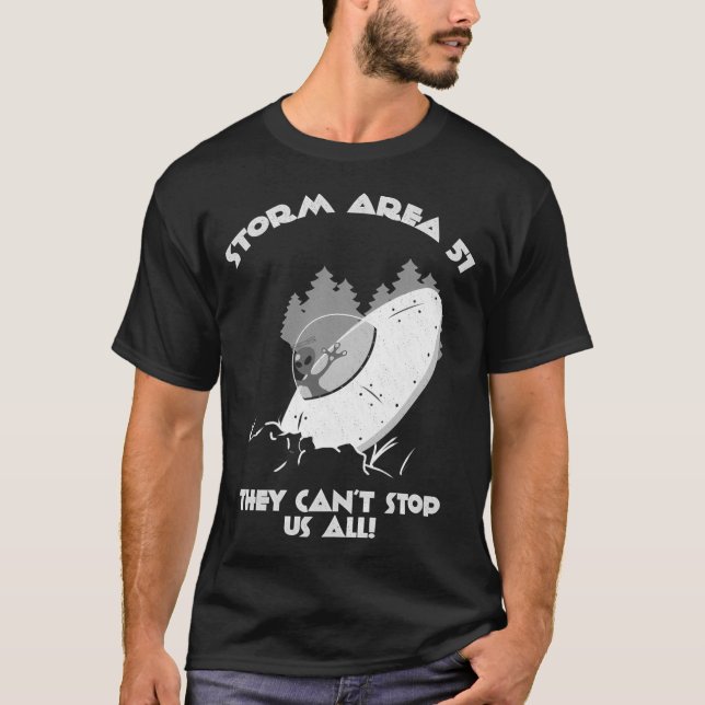 Storming Area 51 T Shirt (Framsida)
