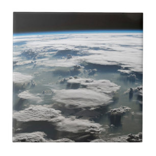 Stormy Himlar ovanför Amazonas Kakelplatta