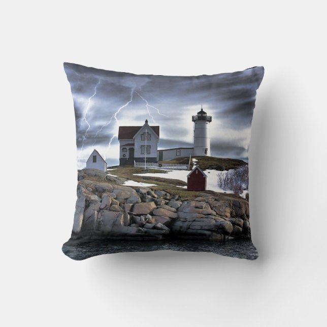 Stormy Kapkuk "Nubble" Ljushus Kudde (Framsida)