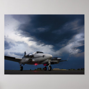 Stormy Kung Luft Poster