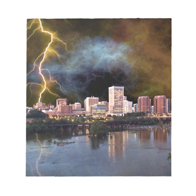 Stormy Richmond Skyline Anteckningsblock (Framsida)