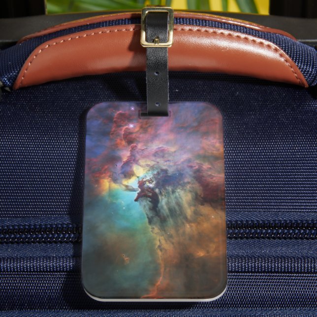 Stormy Seas of Lagoon Nebula in Sagittarius Bagagebricka (Framsida Insitu 2)