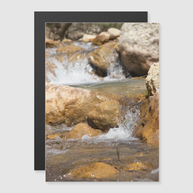 Stormy stream i vår (Fram/baksida)