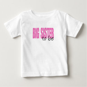 Storsister som ska vara (Rosa blockteckensnitt) Tee
