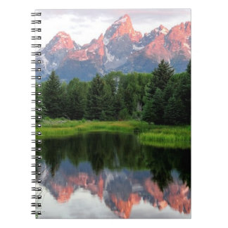 Storslagna Teton reflexioner över bäverdamm Anteckningsbok