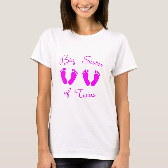 Storsyster till tvillingflickor t-shirt (Framsida)